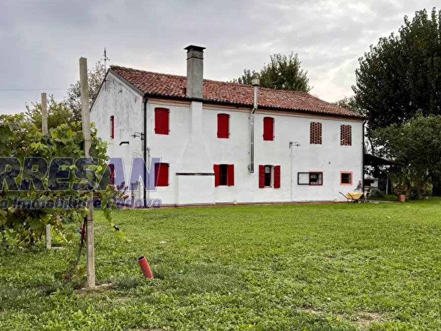 Immagine 1 di Casa indipendente in vendita  in via gatta a Piazzola Sul Brenta