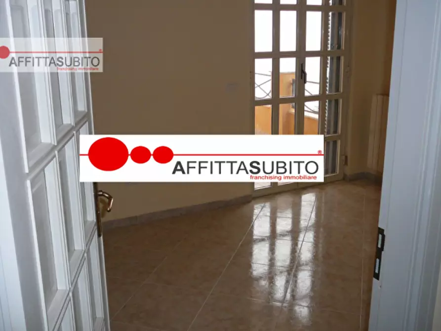 Immagine 6 di Villa in affitto  in via Camaldolilli 141 a Napoli