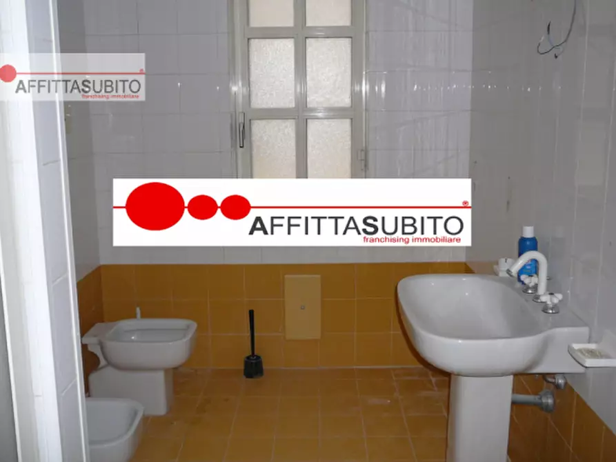 Immagine 9 di Villa in affitto  in via Camaldolilli 141 a Napoli