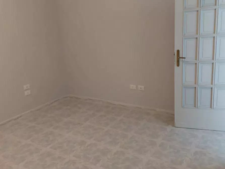 Immagine 17 di Villa in affitto  in via Camaldolilli 141 a Napoli