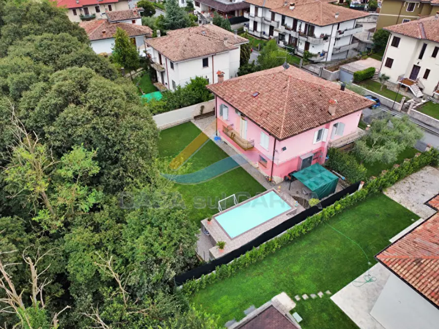 Immagine 1 di Villa in vendita  in strada volta a Monzambano
