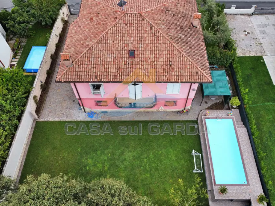 Immagine 2 di Villa in vendita  in Strada Volta a Monzambano