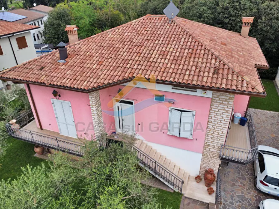 Immagine 4 di Villa in vendita  in Strada Volta a Monzambano