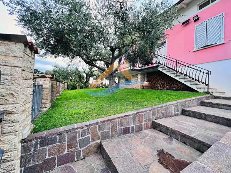 Immagine 5 di Villa in vendita  in Strada Volta a Monzambano