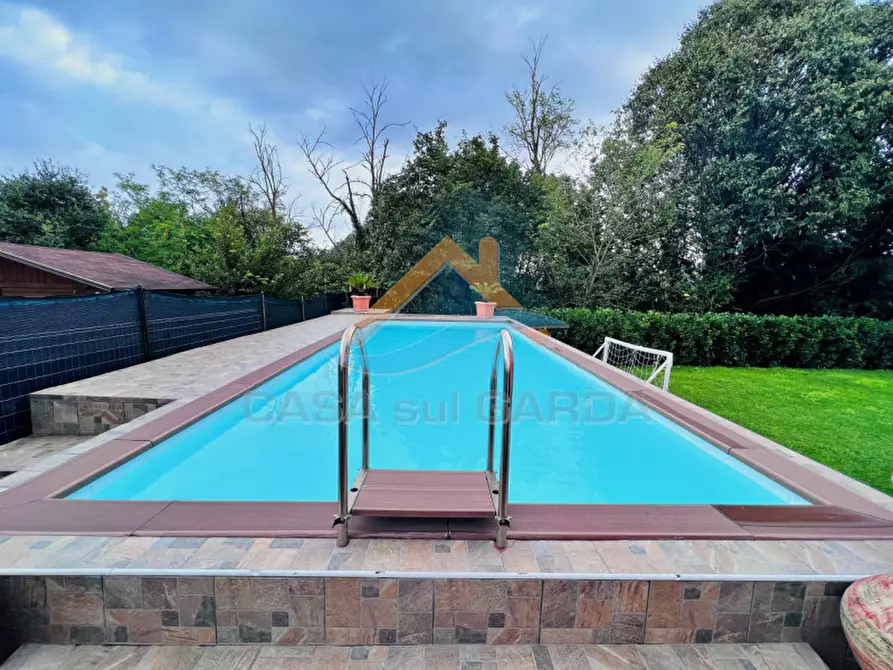 Immagine 7 di Villa in vendita  in Strada Volta a Monzambano