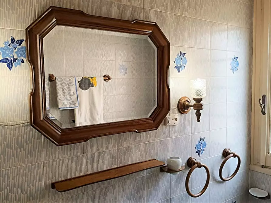 Immagine 22 di Attico in vendita  in Via martiri della Libertà a San Remo