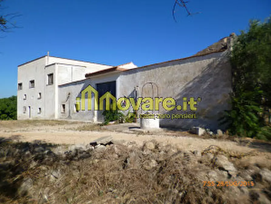 Immagine 1 di Villa in vendita  a Andria