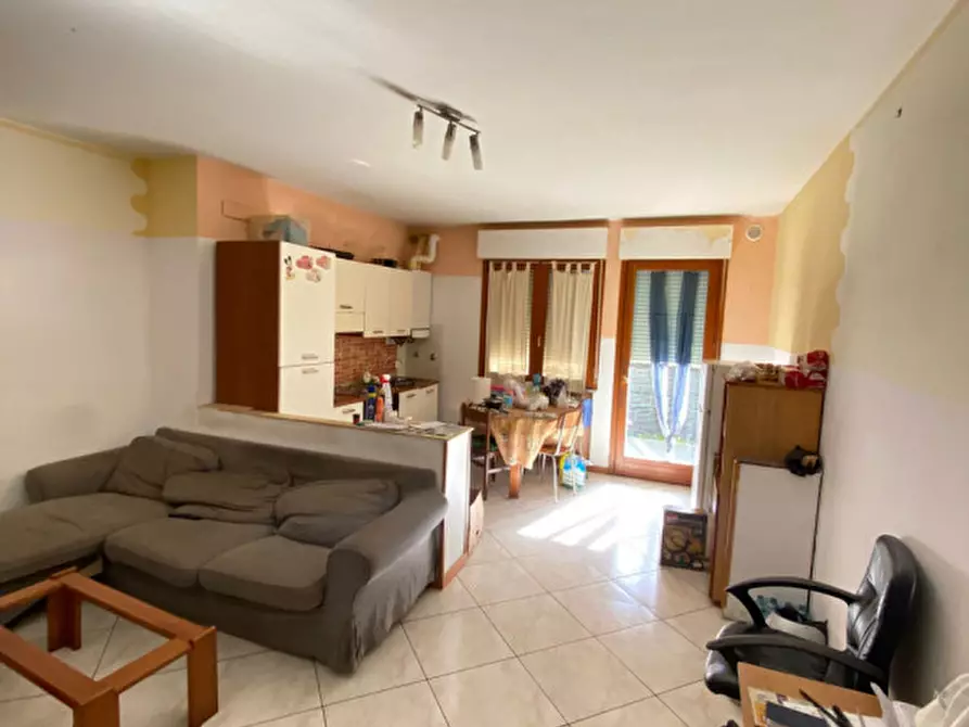 Immagine 1 di Appartamento in vendita  in Via Staffolo a Lonato del Garda