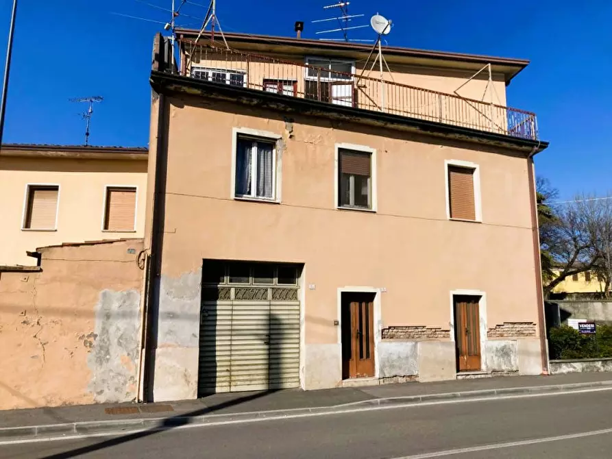 Immagine 2 di Casa indipendente in vendita  in viale stazione, 3 a Calvisano