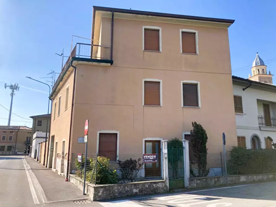 Immagine 5 di Casa indipendente in vendita  in viale stazione, 3 a Calvisano