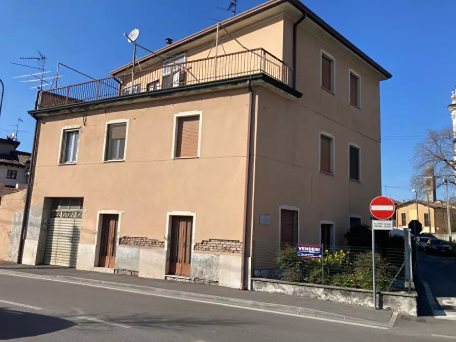 Immagine 10 di Casa indipendente in vendita  in viale stazione, 3 a Calvisano