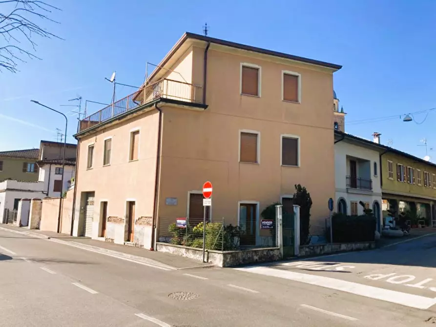 Immagine 13 di Casa indipendente in vendita  in viale stazione, 3 a Calvisano