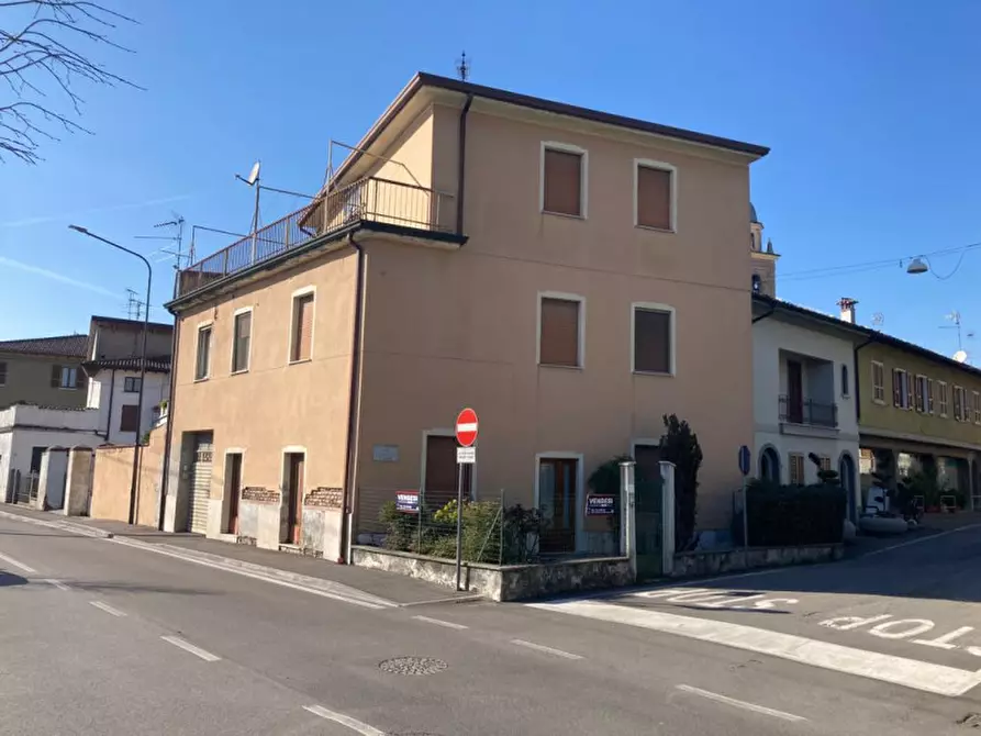 Immagine 14 di Casa indipendente in vendita  in viale stazione, 3 a Calvisano