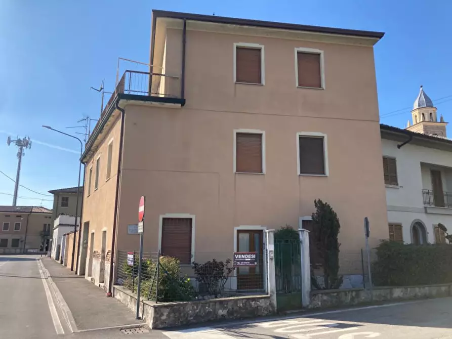 Immagine 15 di Casa indipendente in vendita  in viale stazione, 3 a Calvisano