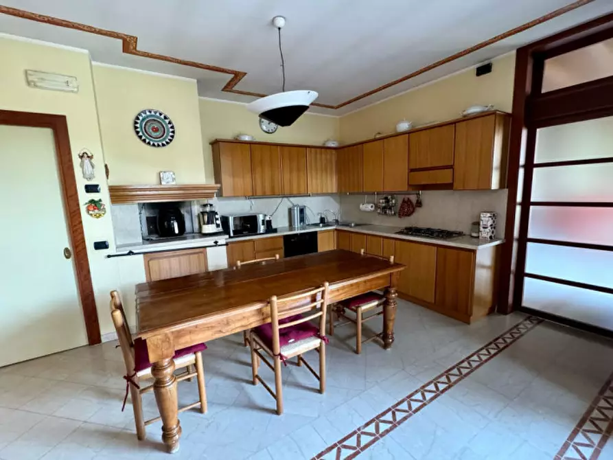 Immagine 15 di Villa in vendita  in VIA MONS. GIUSEPPE FIORINI, 1 a Calvisano