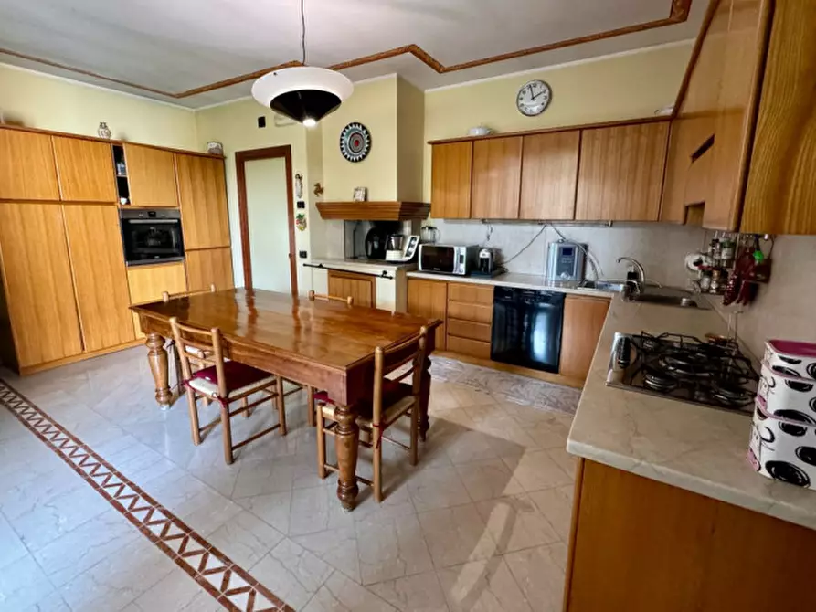 Immagine 17 di Villa in vendita  in VIA MONS. GIUSEPPE FIORINI, 1 a Calvisano