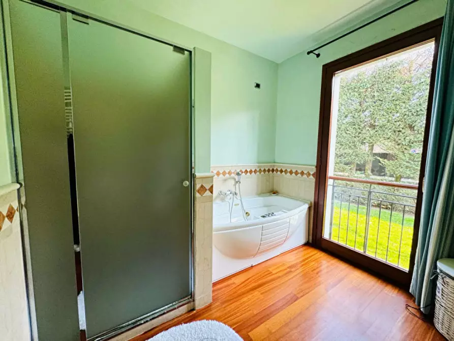 Immagine 20 di Villa in vendita  in VIA MONS. GIUSEPPE FIORINI, 1 a Calvisano