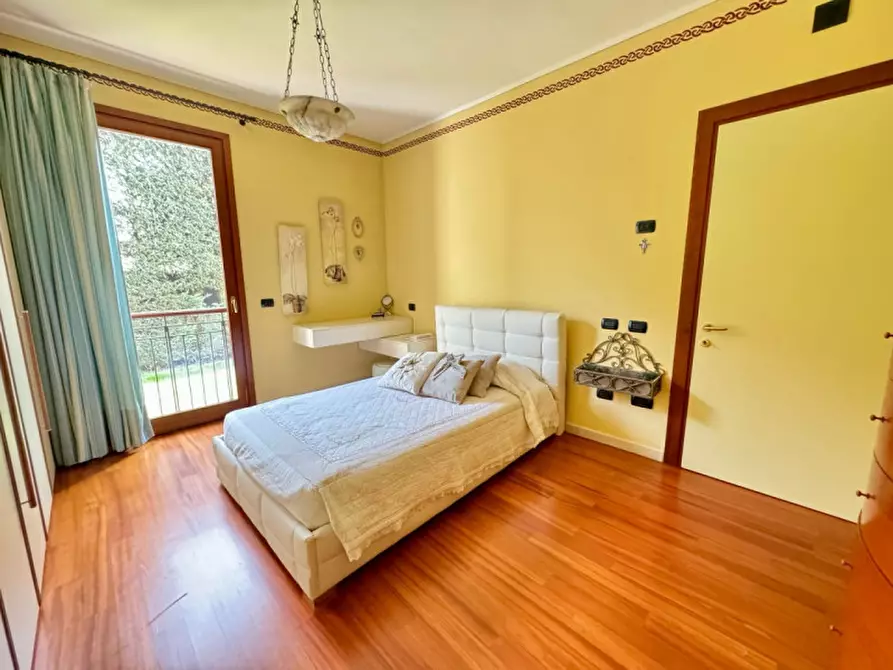 Immagine 21 di Villa in vendita  in VIA MONS. GIUSEPPE FIORINI, 1 a Calvisano