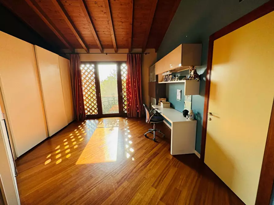 Immagine 29 di Villa in vendita  in VIA MONS. GIUSEPPE FIORINI, 1 a Calvisano