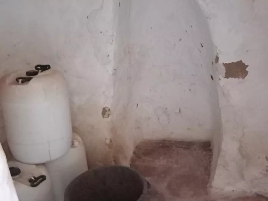 Immagine 5 di Rustico / casale in vendita  in C.da Pisciacalze a Ceglie Messapico