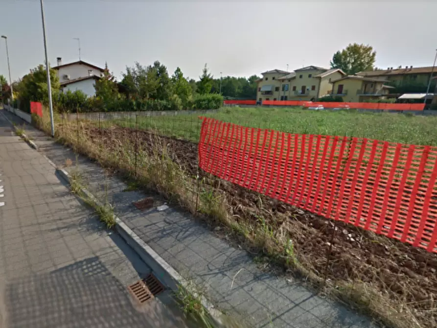 Immagine 3 di Terreno in vendita  in VIA AVIS a Calvisano