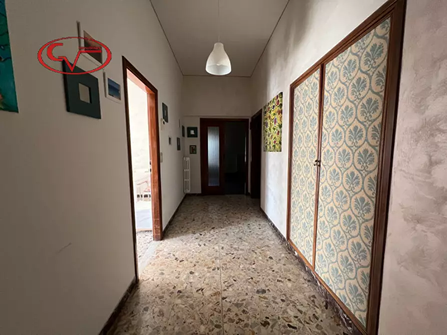 Immagine 1 di Appartamento in vendita  in via ammiraglio burzagli a Montevarchi