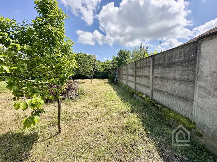 Immagine 10 di Terreno in vendita  in Via Santa Maria 36 a Chivasso