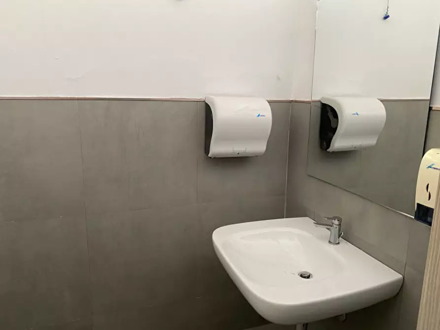 Immagine 2 di Ufficio in affitto  in VIA DEL COLLE a Calenzano