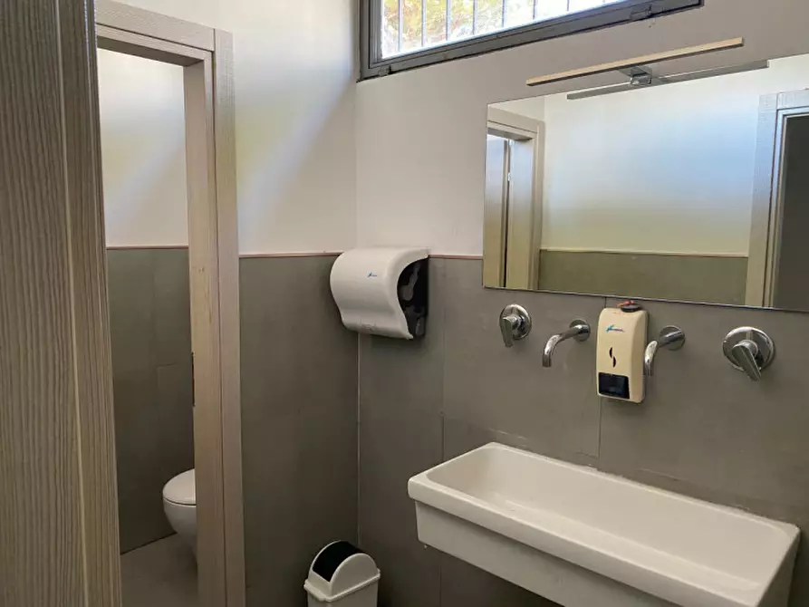 Immagine 5 di Ufficio in affitto  in VIA DEL COLLE a Calenzano