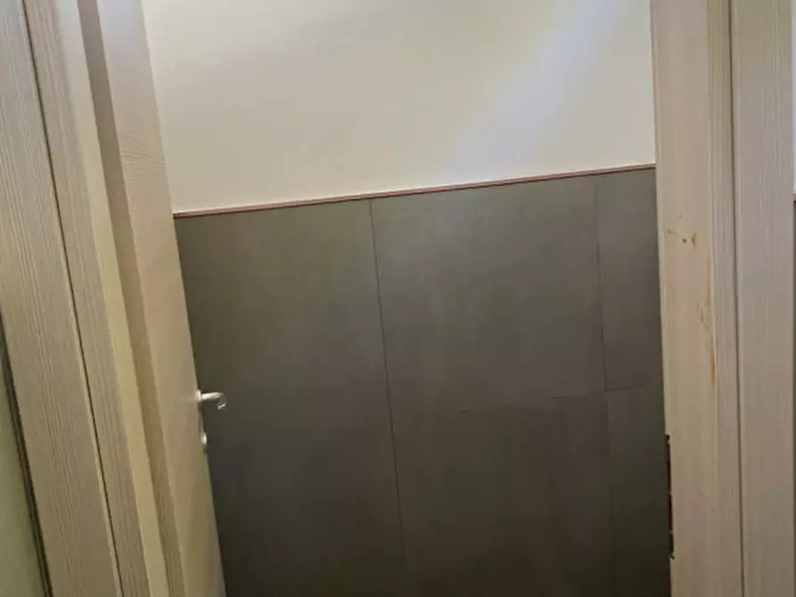 Immagine 6 di Ufficio in affitto  in VIA DEL COLLE a Calenzano