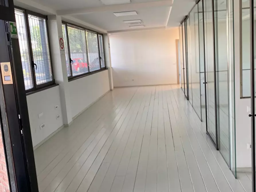 Immagine 14 di Ufficio in affitto  in VIA DEL COLLE a Calenzano