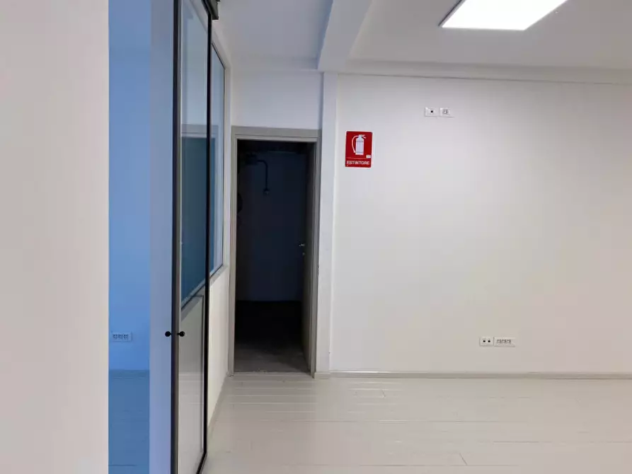 Immagine 32 di Ufficio in affitto  in VIA DEL COLLE a Calenzano