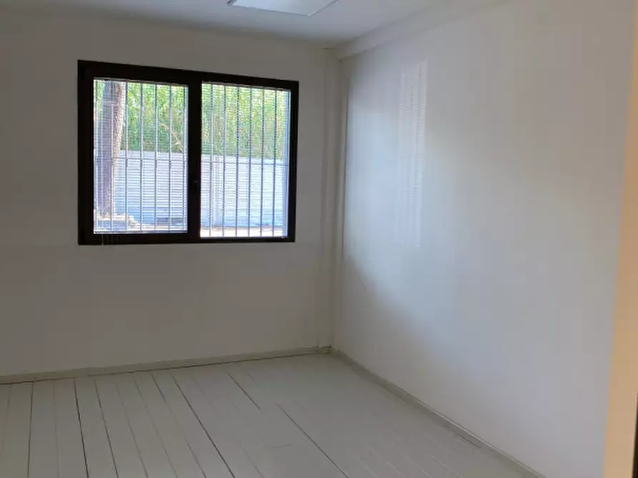 Immagine 34 di Ufficio in affitto  in VIA DEL COLLE a Calenzano