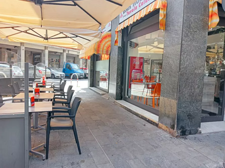 Immagine 3 di Attività commerciale in vendita  in Corso Tardy & Benech a Savona