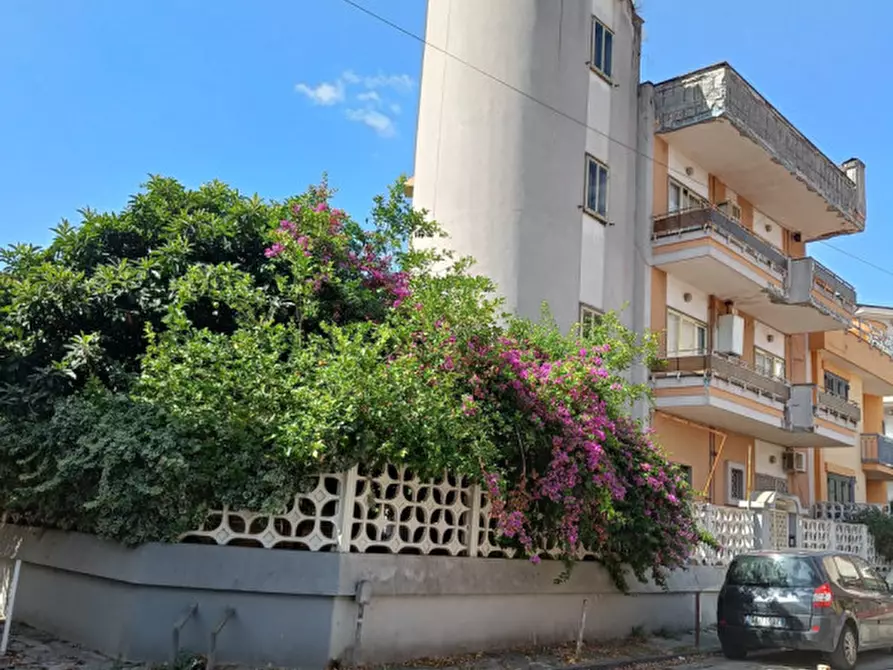 Immagine 1 di Villa in vendita  in Casalnuovo di napoli Corso Umberto I a Casalnuovo Di Napoli