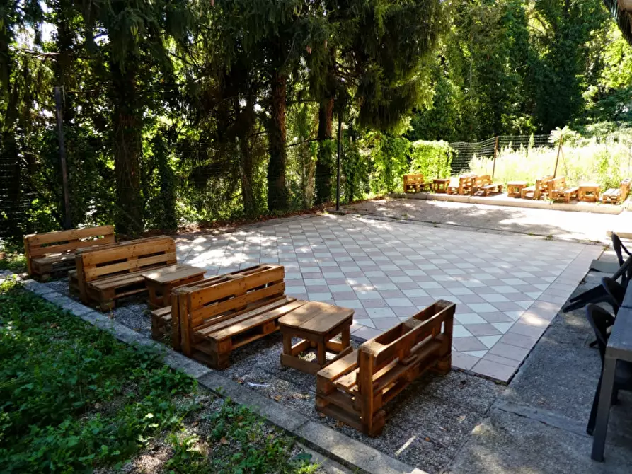 Immagine 4 di Negozio in vendita  in Strada Pasubio a Vicenza