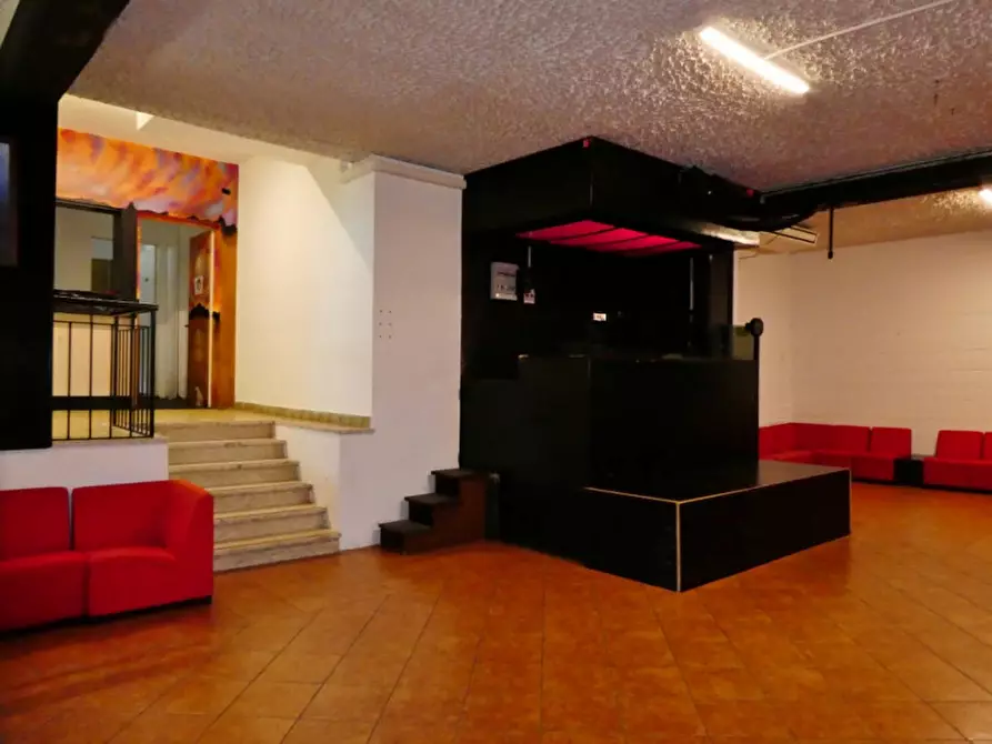 Immagine 14 di Negozio in vendita  in Strada Pasubio a Vicenza