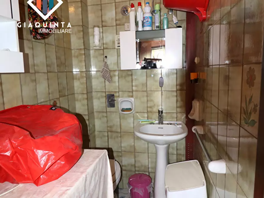 Immagine 24 di Casa bifamiliare in vendita  in via Verona n. 4 a Palagonia