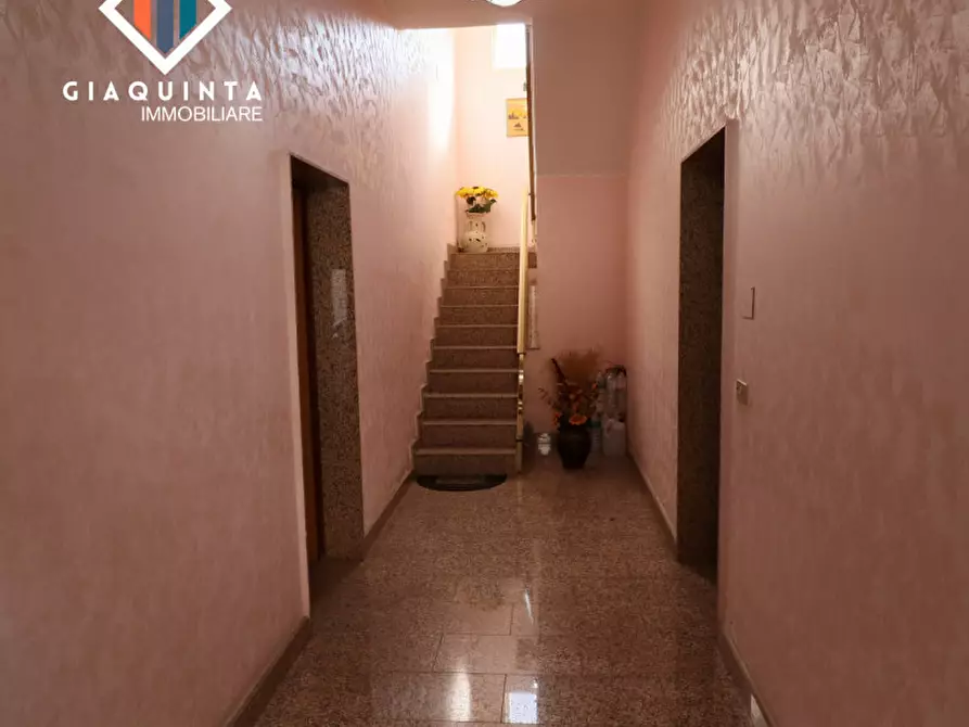 Immagine 29 di Casa bifamiliare in vendita  in via Verona n. 4 a Palagonia