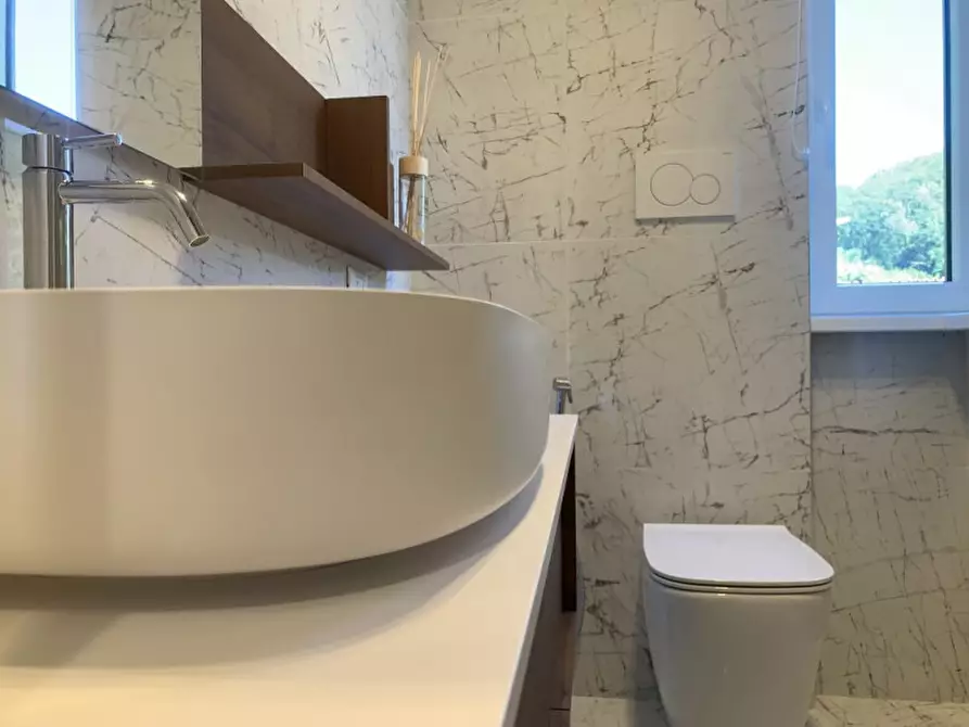 Immagine 12 di Appartamento in vendita  in castelmonte 12 a Trieste