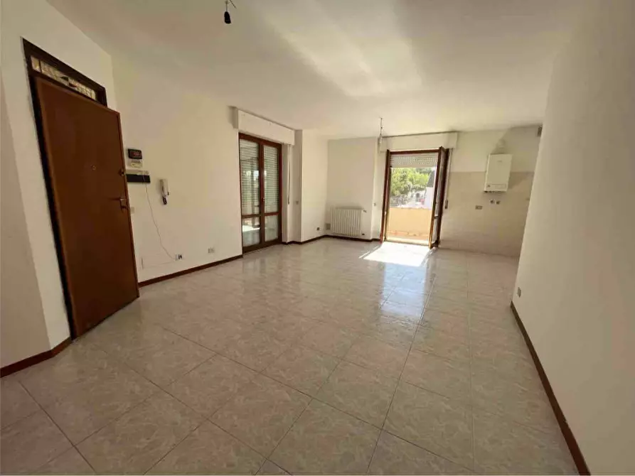 Immagine 3 di Appartamento in vendita  in GIUSEPPE GARIBALDI a Senigallia