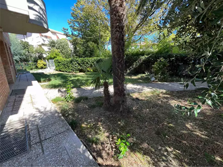 Immagine 17 di Appartamento in vendita  in GIUSEPPE GARIBALDI a Senigallia