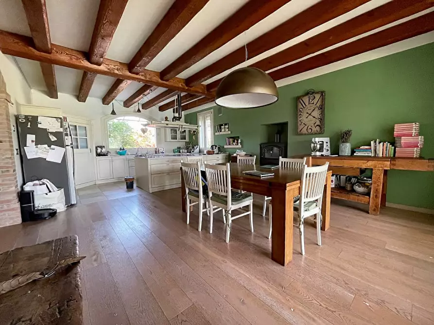 Immagine 2 di Villa in vendita  a Veggiano