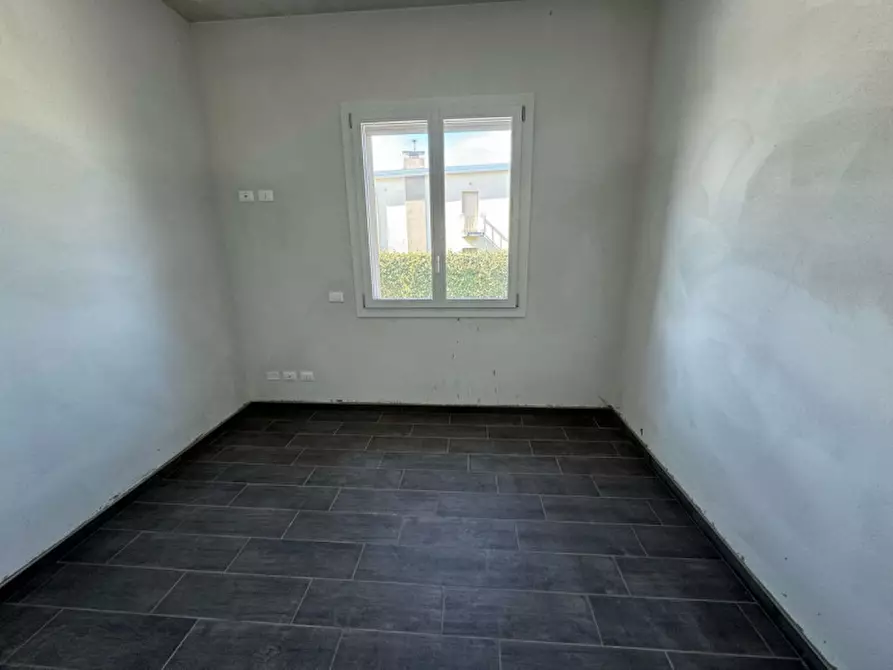 Immagine 10 di Villa in vendita  in VIA SANTA MARIA DELLA ROSA a Calvisano