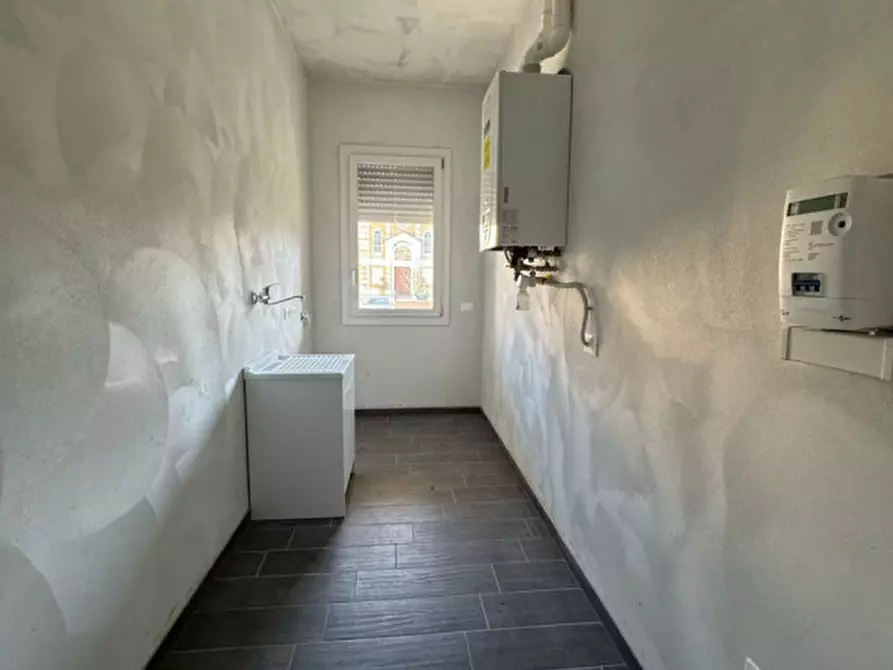 Immagine 16 di Villa in vendita  in VIA SANTA MARIA DELLA ROSA a Calvisano