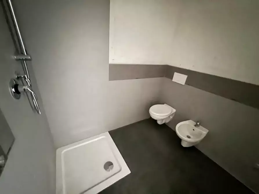 Immagine 21 di Villa in vendita  in VIA SANTA MARIA DELLA ROSA a Calvisano