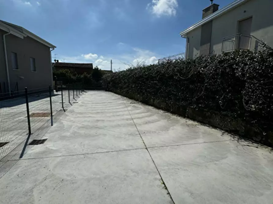 Immagine 27 di Villa in vendita  in VIA SANTA MARIA DELLA ROSA a Calvisano