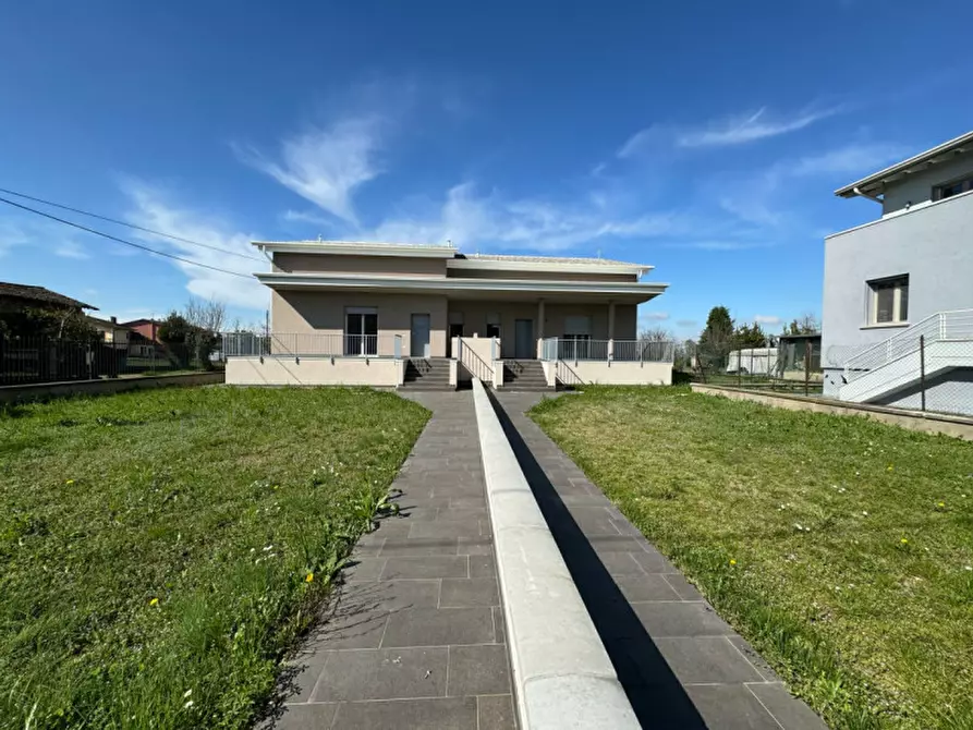 Immagine 30 di Villa in vendita  in VIA SANTA MARIA DELLA ROSA a Calvisano