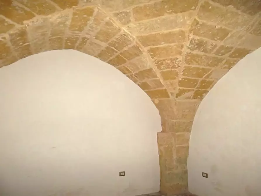 Immagine 11 di Monolocale in vendita  in Via S.S. Addolorata a Matino