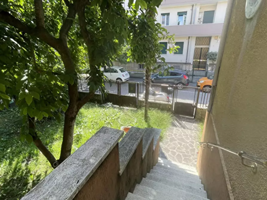 Immagine 6 di Casa trifamiliare in vendita  in VIA MONTECIMONE a Padova